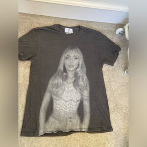 Sabrina Carpenter Tour T shirt (graphic T)